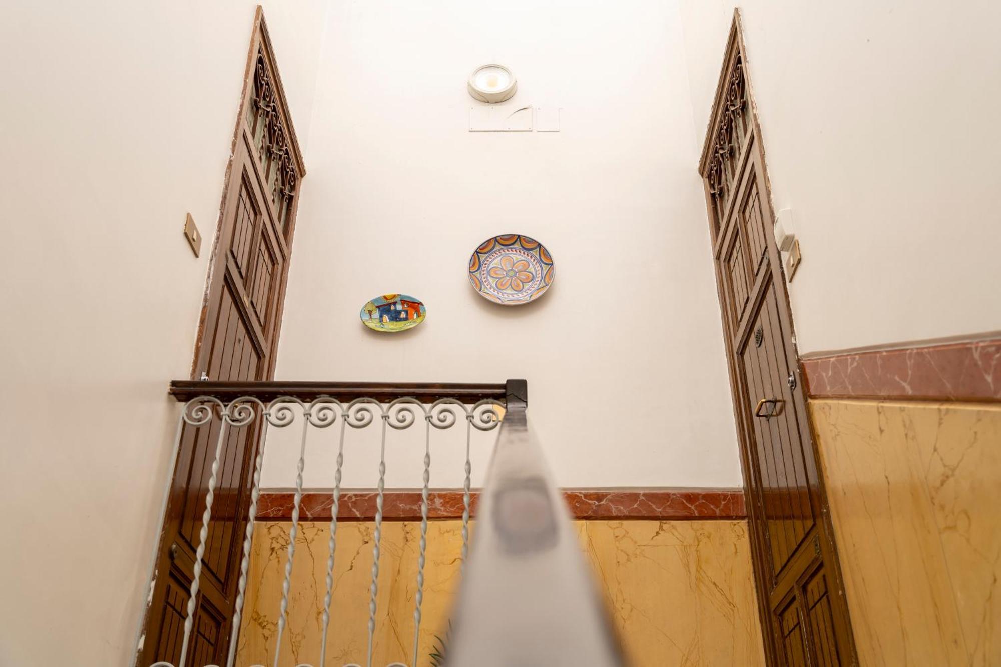 Centro Stazione Aeroporto Wi-Fi&Self Check-In Apartment Palermo Exterior foto