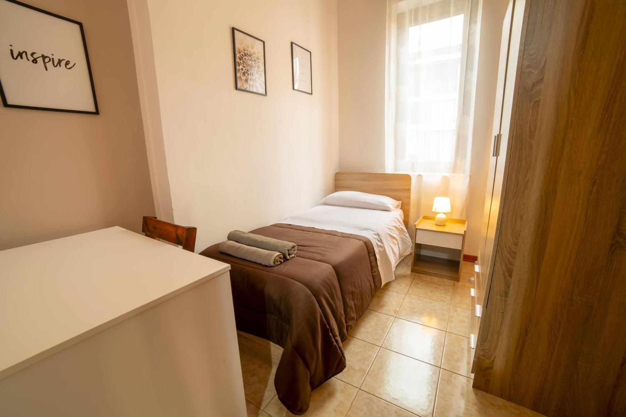 Centro Stazione Aeroporto Wi-Fi&Self Check-In Apartment Palermo Exterior foto